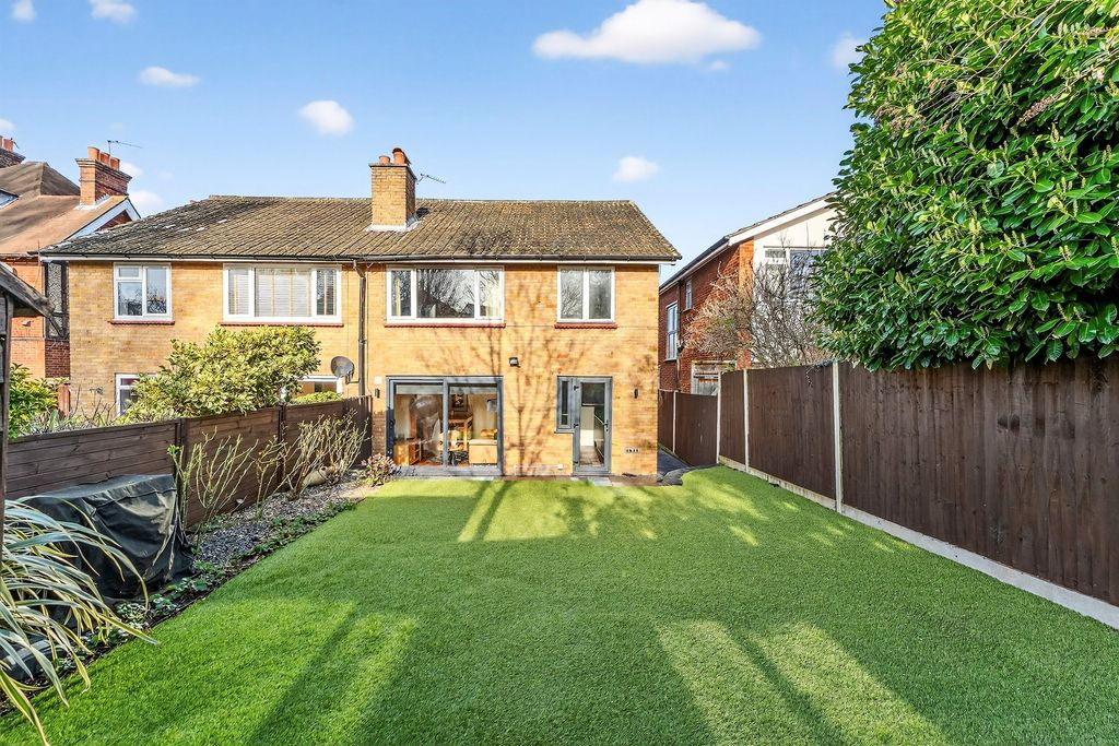 Property photo 3 of 19