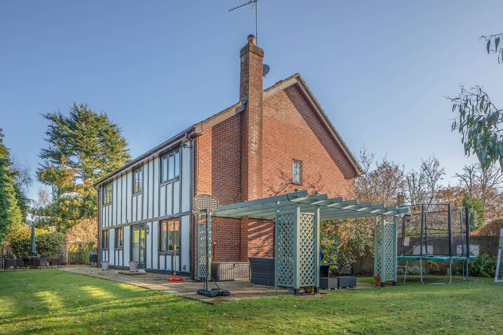 Property photo 1 of 19