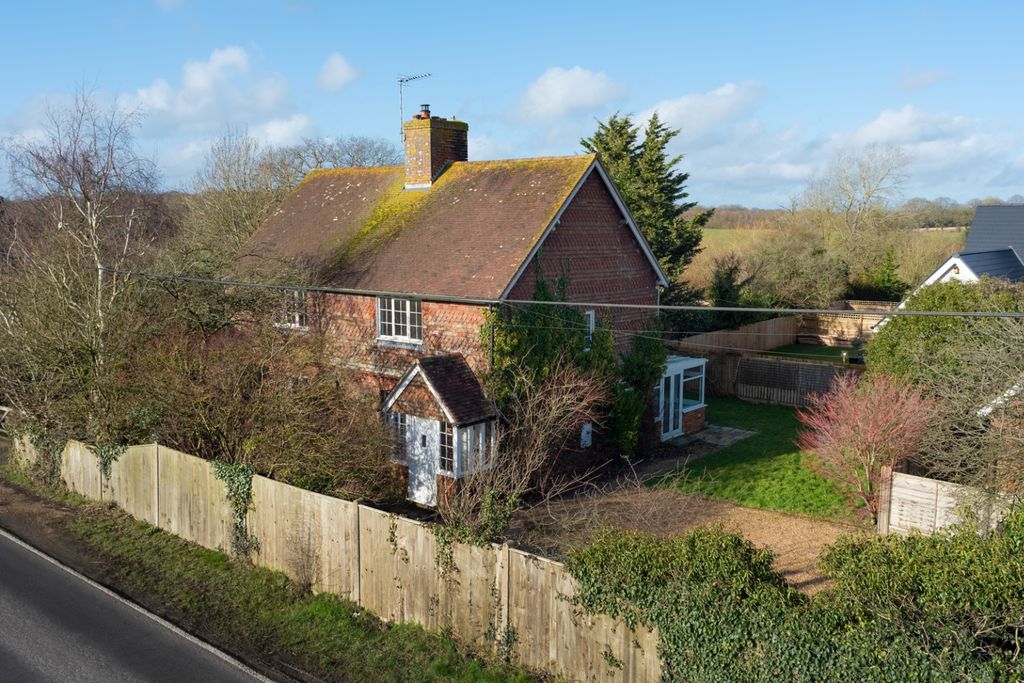 Property photo 1 of 21 3944780