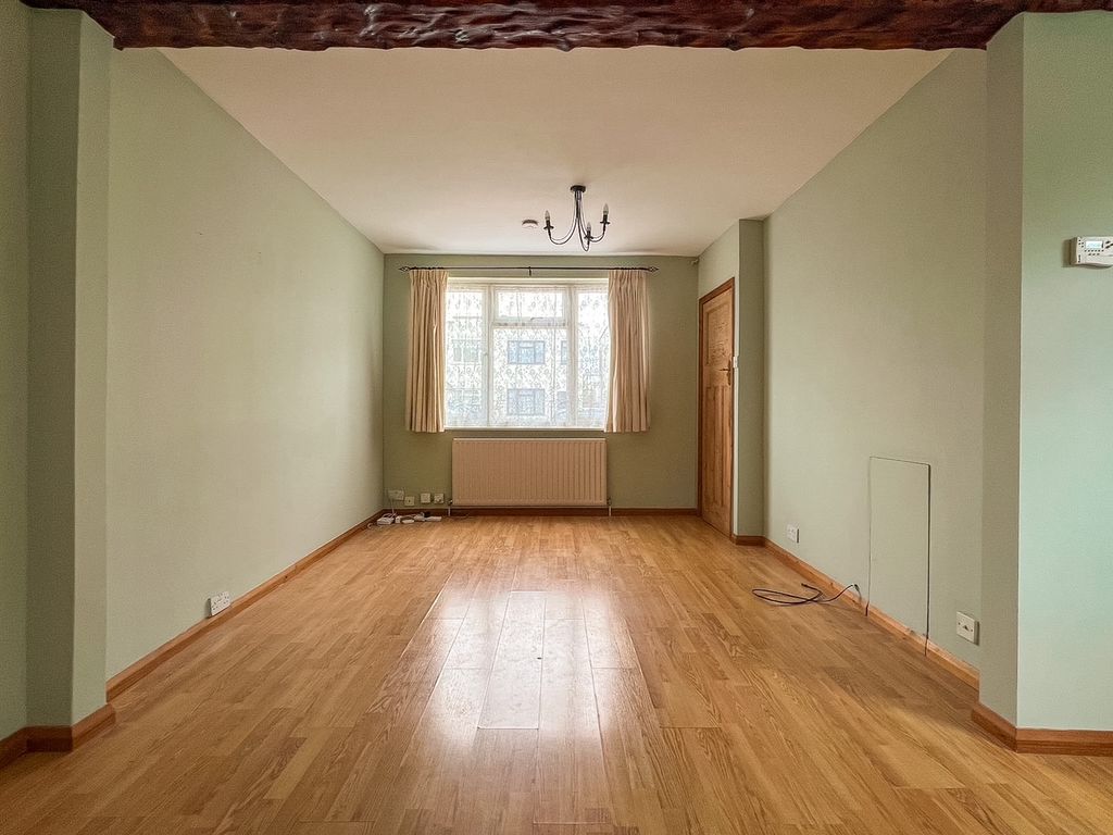 Property photo 3 of 29