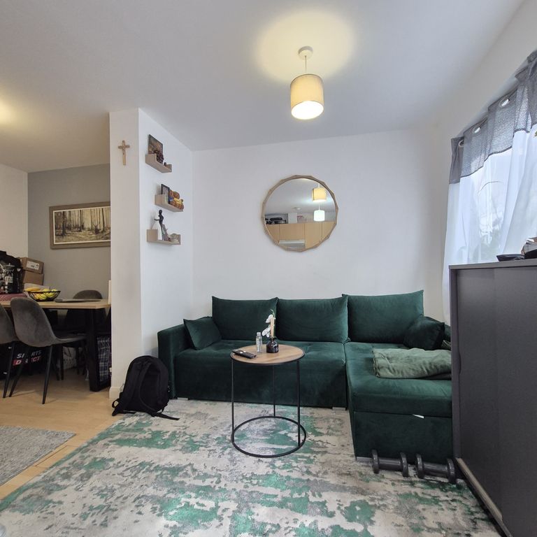 Property photo 2 of 11
