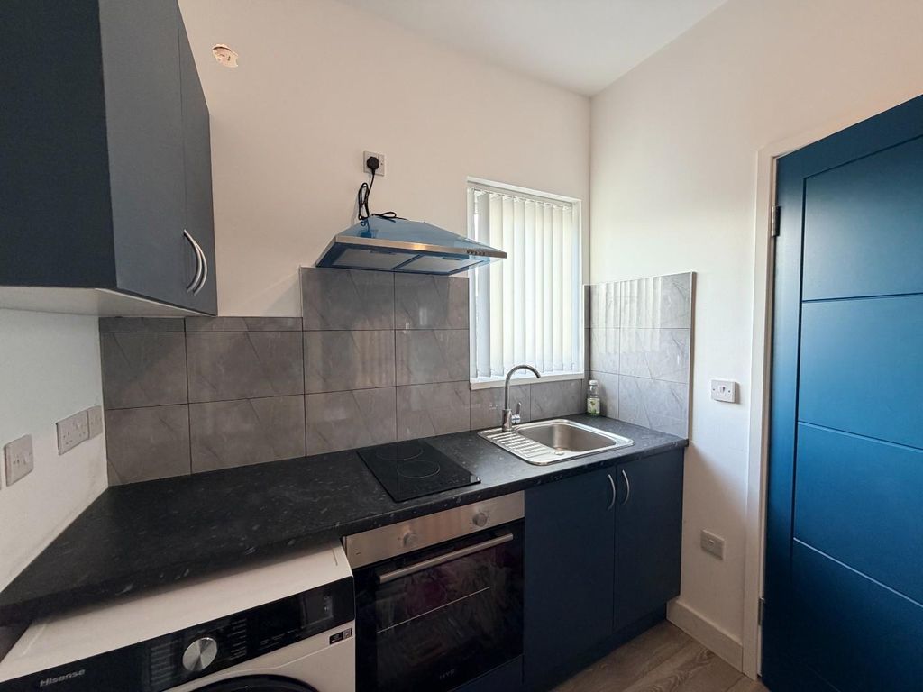 Property photo 2 of 4