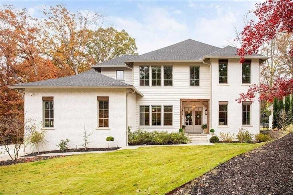 Property photo 1 of 31
