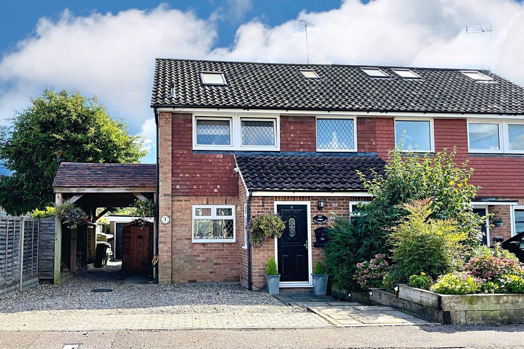 Property photo 1 of 18