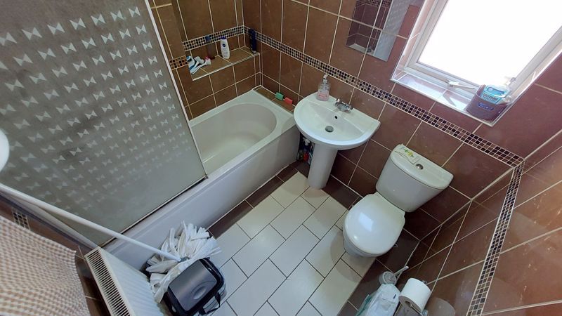Property photo 3 of 10 Photo 12
