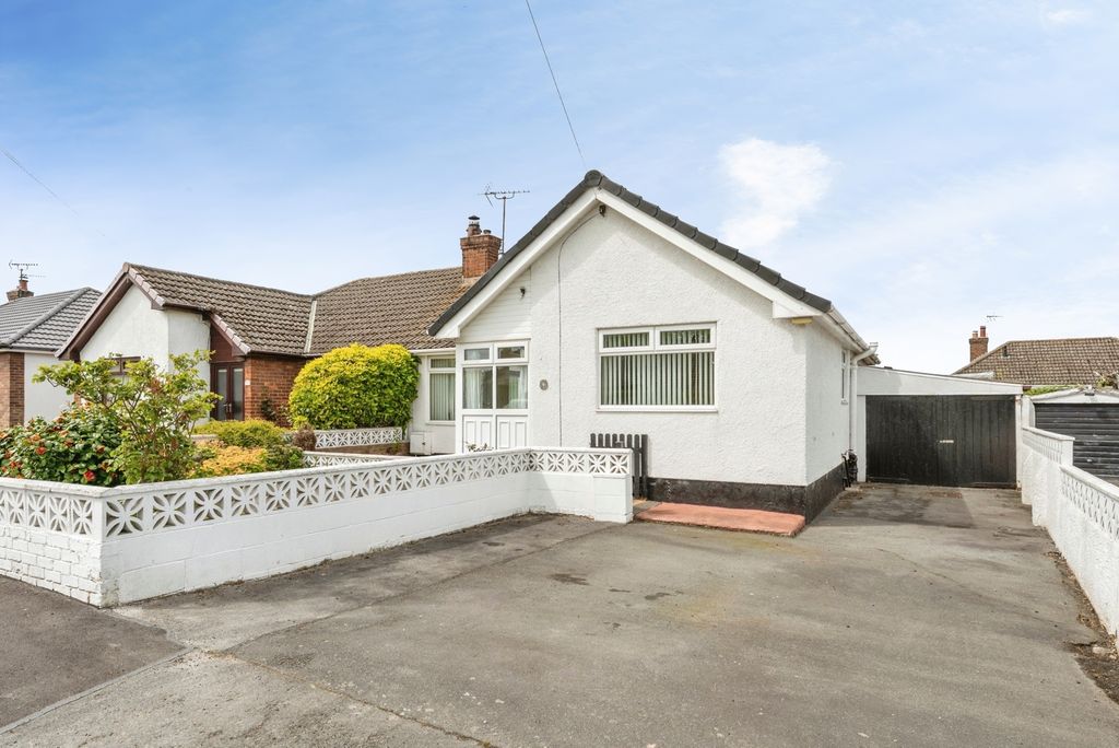 Property photo 1 of 19 Pbox-Img.Jpg