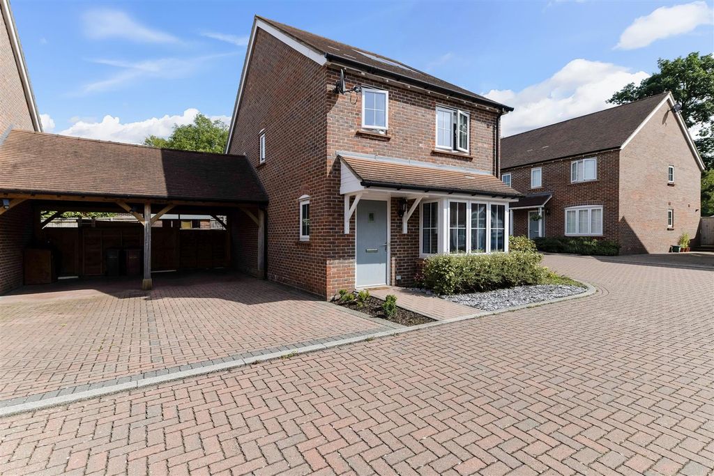 Property photo 1 of 18