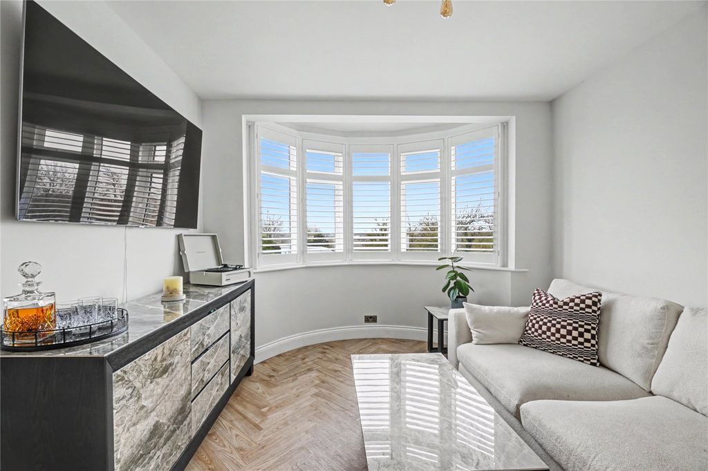 Property photo 3 of 20 Picture No. 23