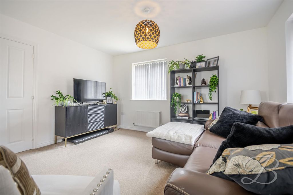 Property photo 3 of 17 Ccltd9.Jpg