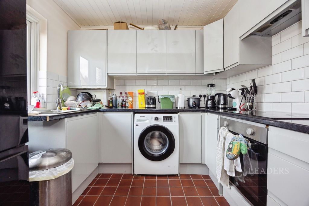 Property photo 3 of 14 Pbox-Img.Jpg