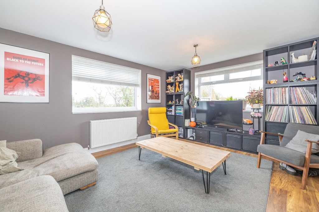 Property photo 2 of 14 Picture 2