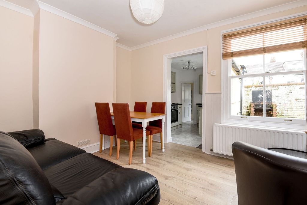 Property photo 3 of 10 Img_224_2_Original.Jpg