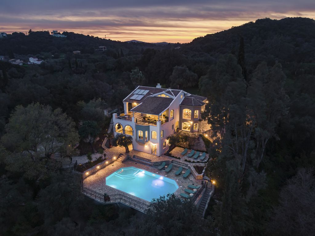 Property photo 1 of 16