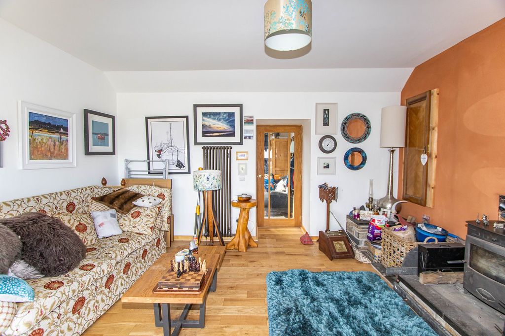 Property photo 3 of 10 Not Specified