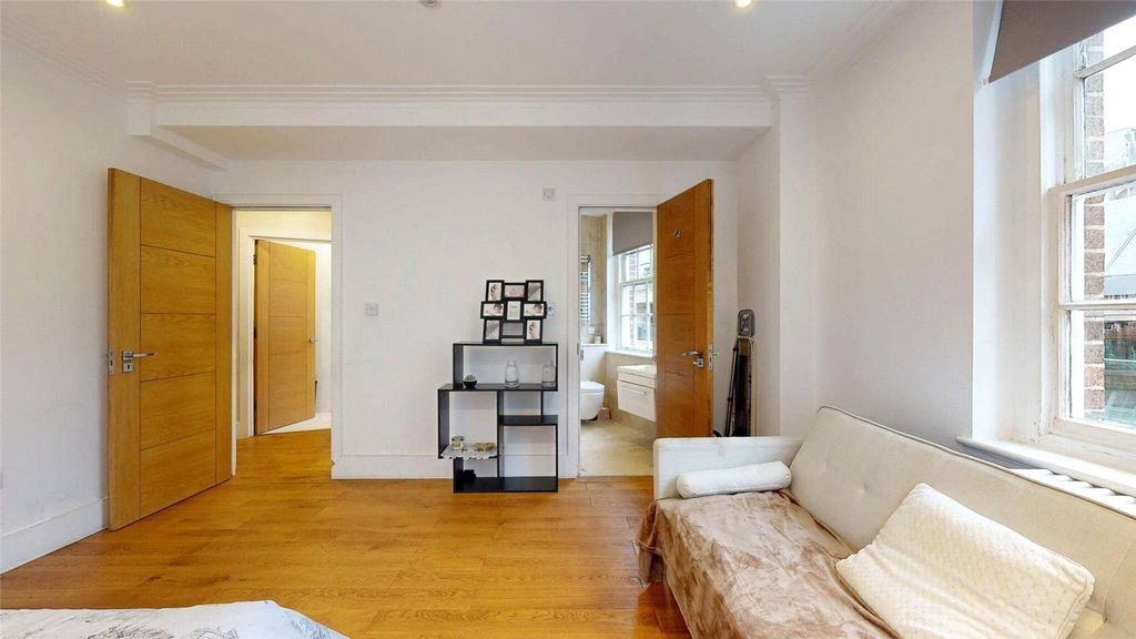 Property photo 3 of 13 Picture No. 04