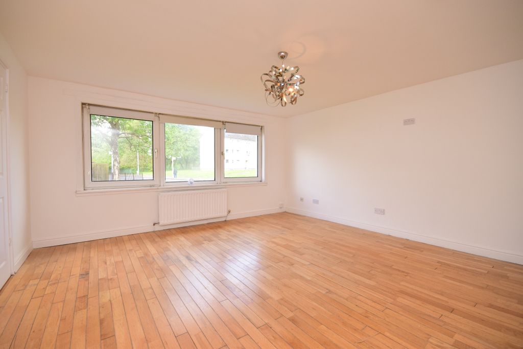 Property photo 2 of 25
