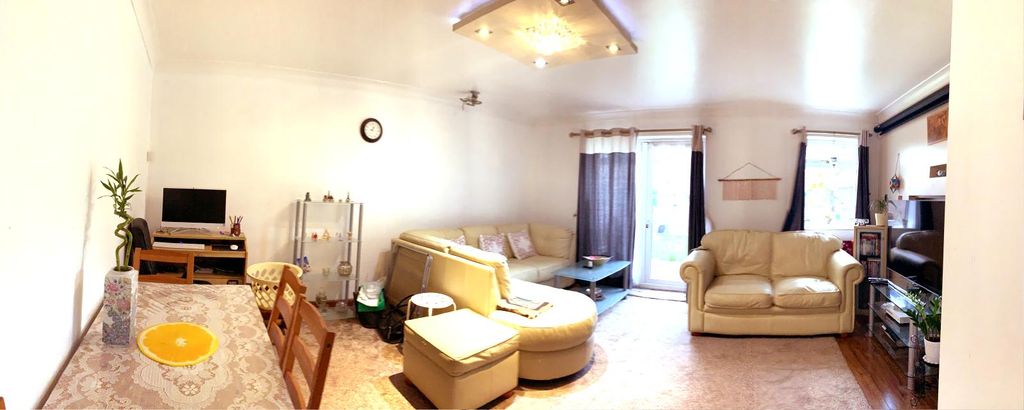 Property photo 2 of 13 Gallery