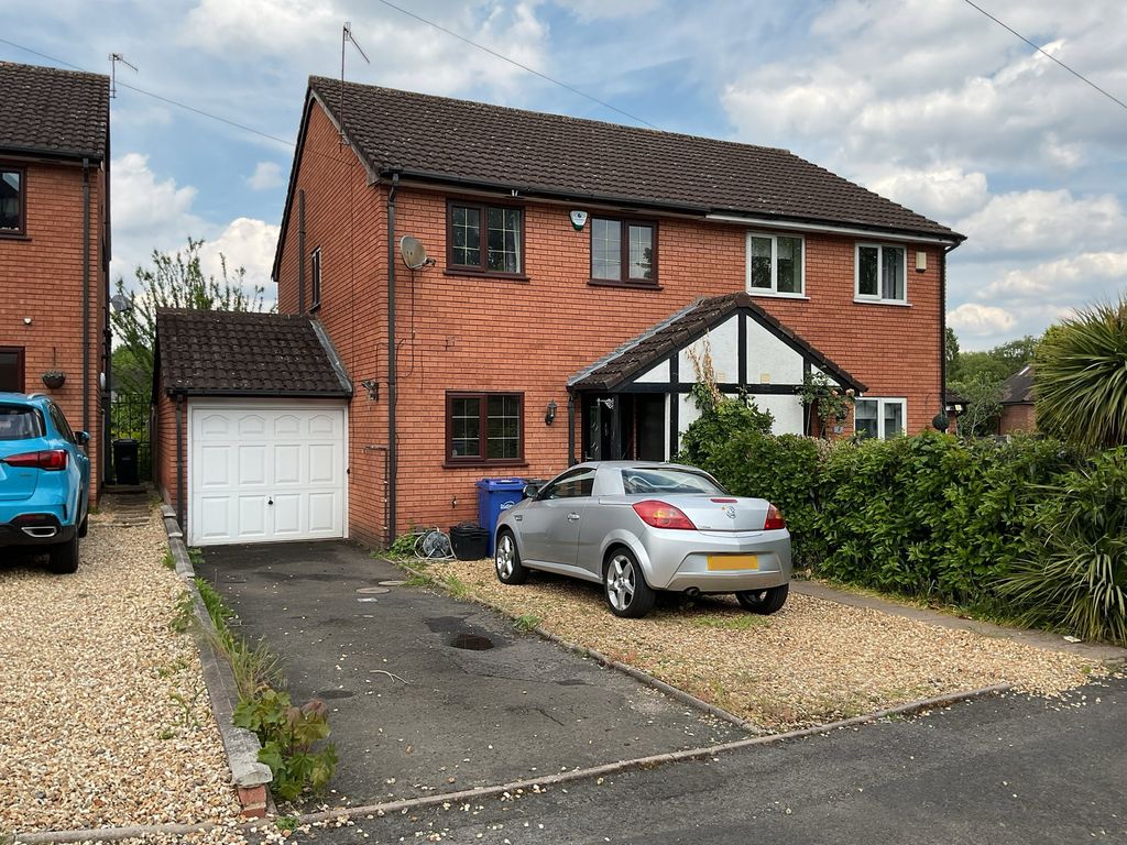Property photo 1 of 18