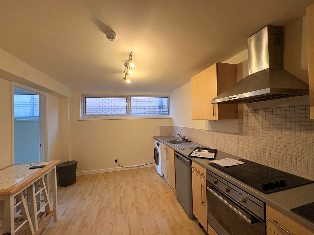 Property photo 3 of 9 Front