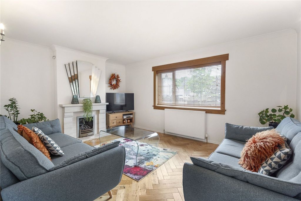 Property photo 2 of 30 Wemyss Road