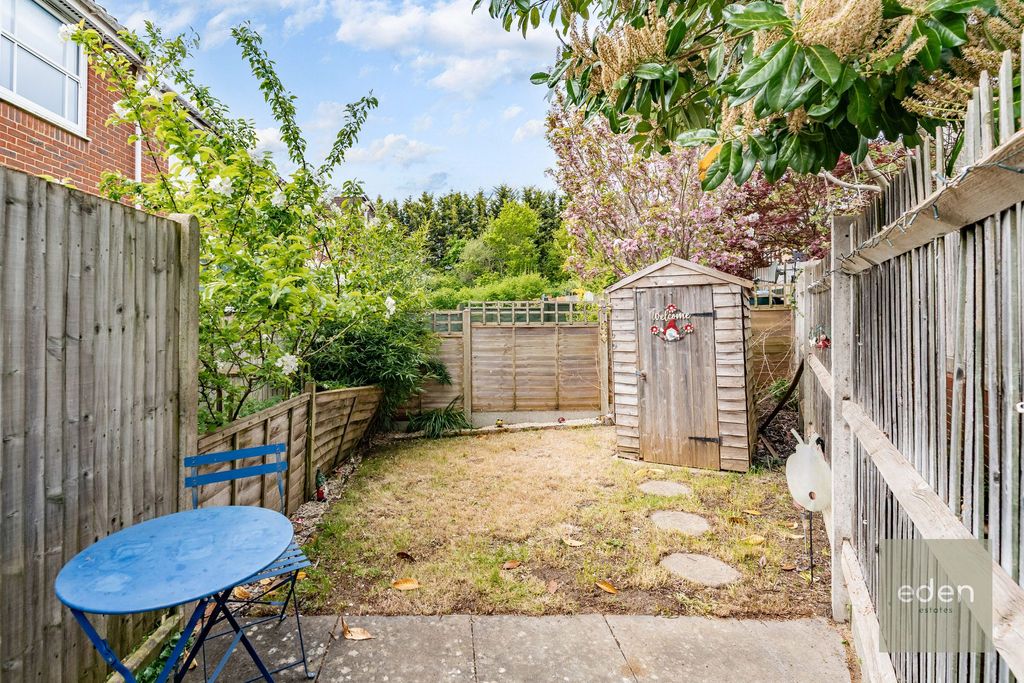 Property photo 2 of 14