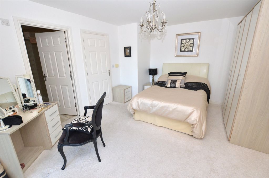 Property photo 3 of 17 3 - Bedroom 1