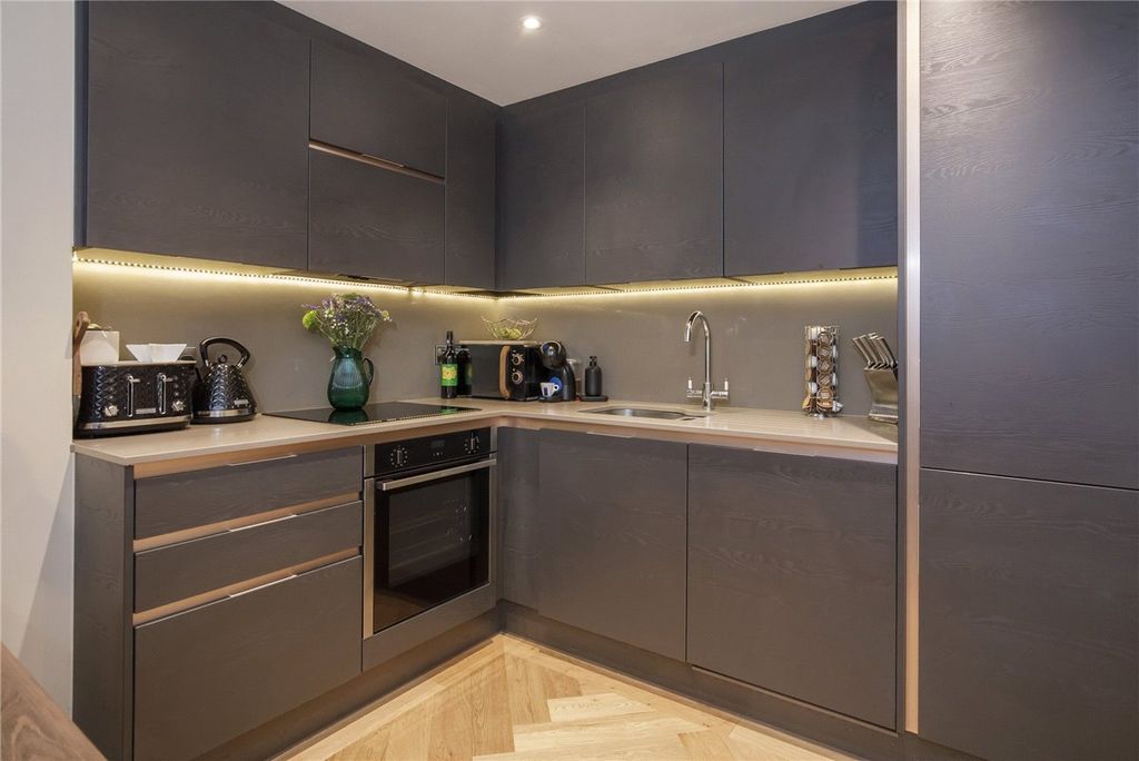 Property photo 3 of 9 Picture No. 01