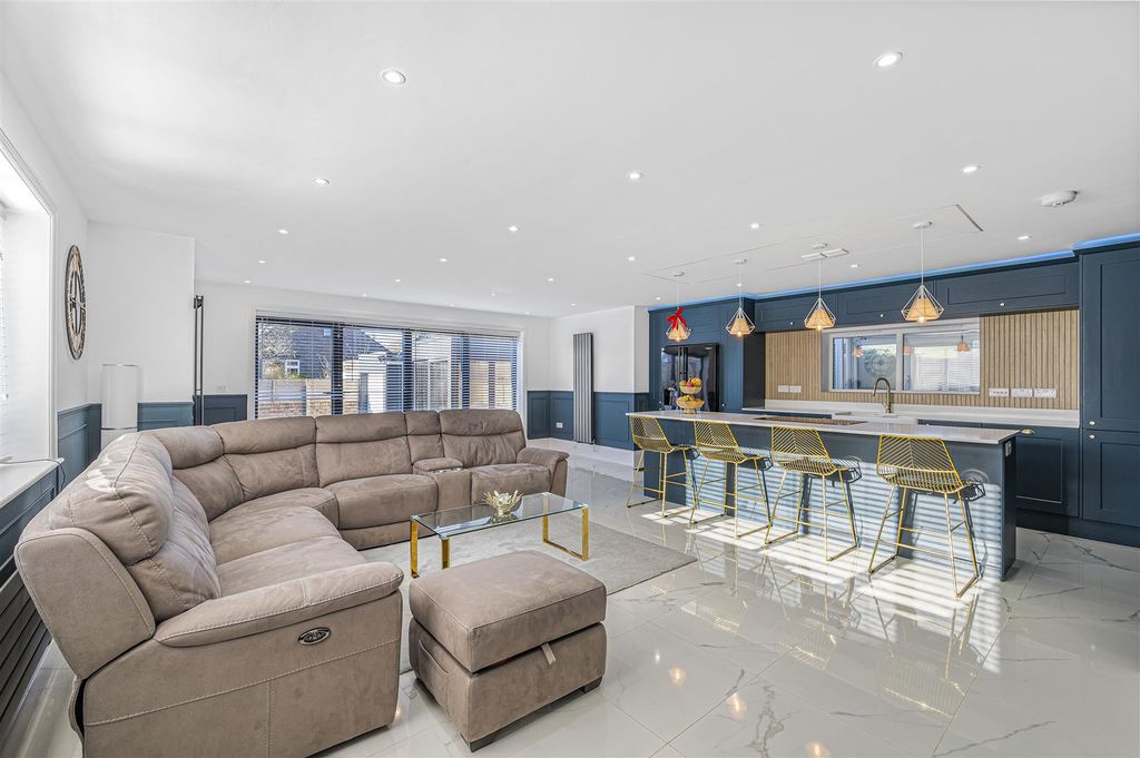 Property photo 3 of 28 Kitchen/Dining/Living Room