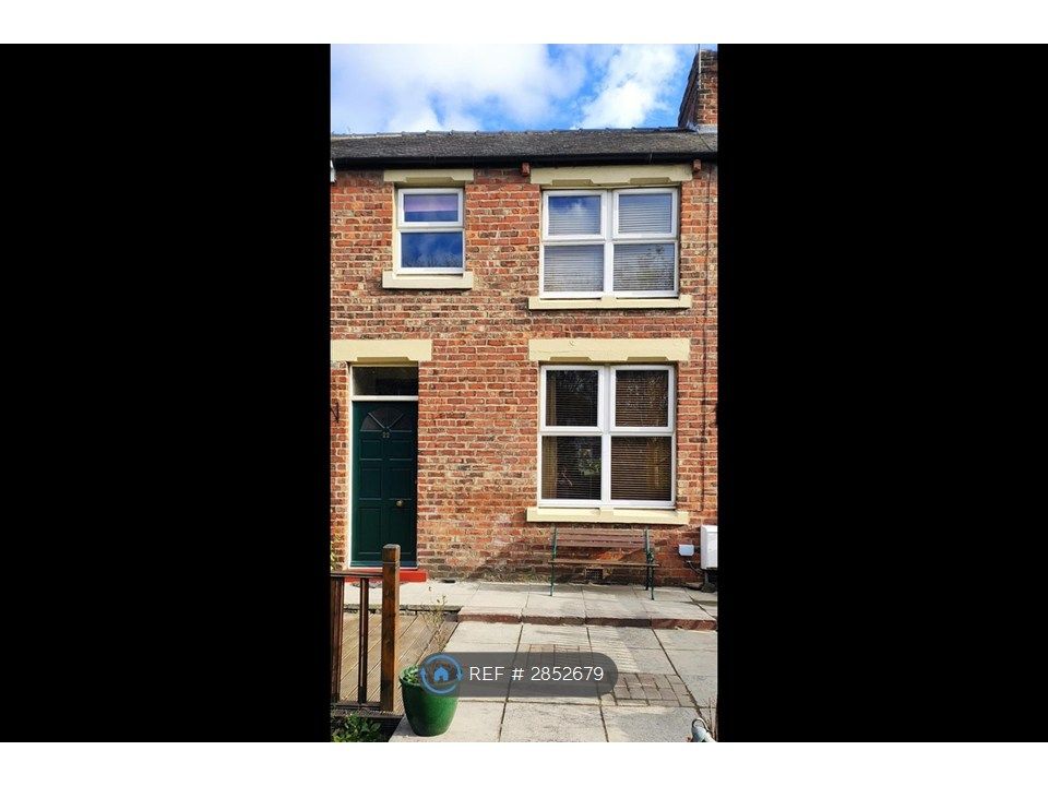 Property photo 2 of 14