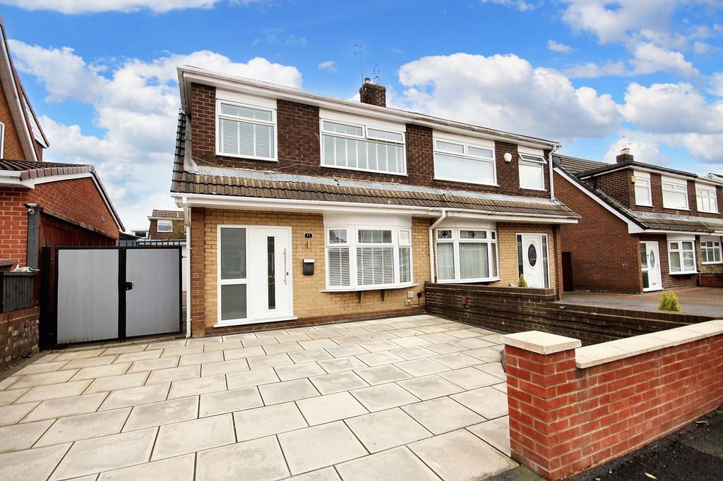 Property photo 1 of 21