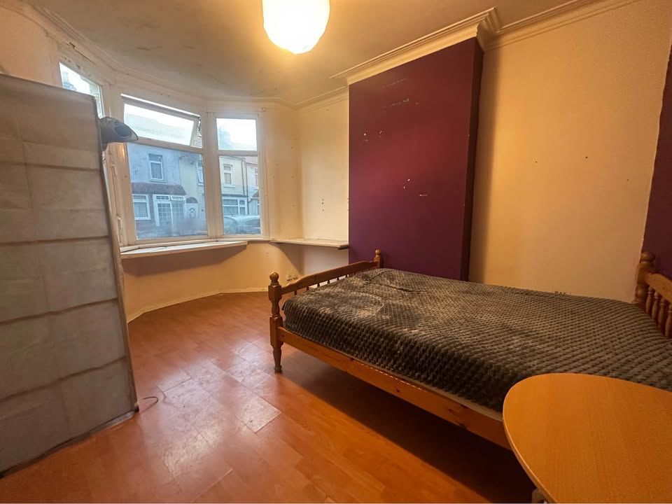 Property photo 1 of 3