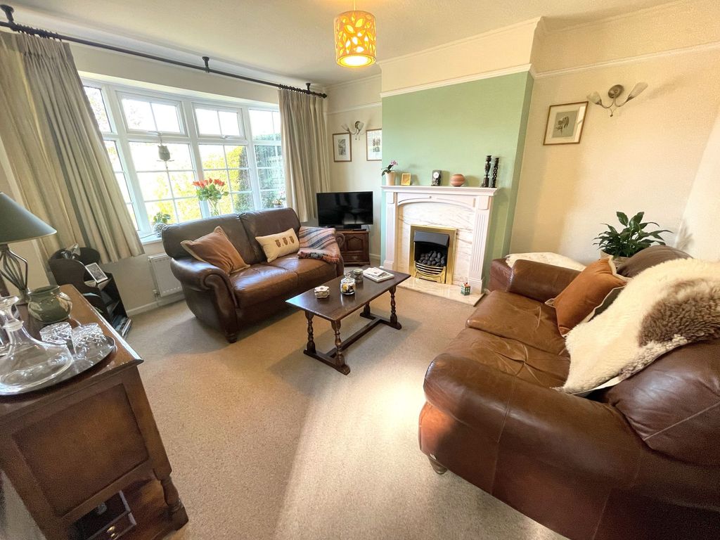 Property photo 3 of 23