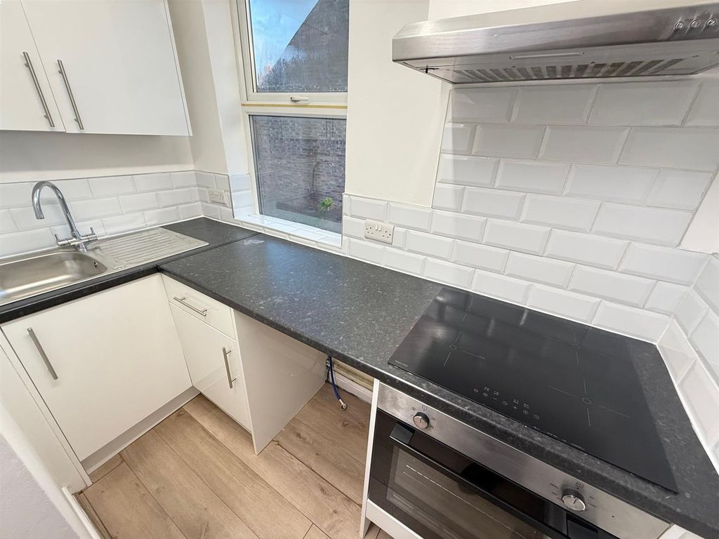 Property photo 3 of 6 3.Jpg