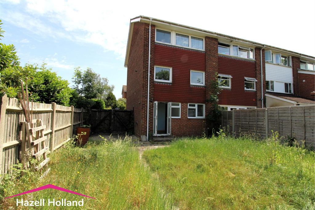 Property photo 3 of 16