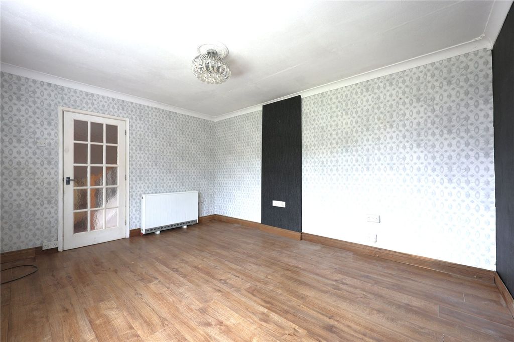 Property photo 3 of 22 Picture No. 03