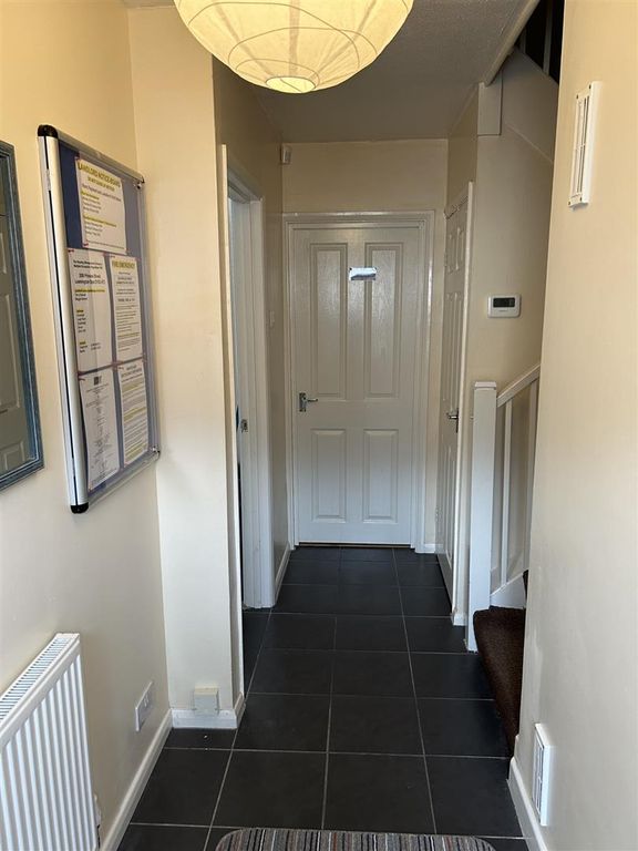 Property photo 3 of 11 3_20B_Hall.Jpeg