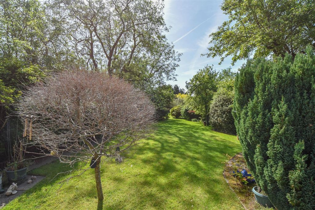 Additional image 22 of 3 bed detached house for saleFrog Street, Kelvedon Hatch, Brentwood CM15