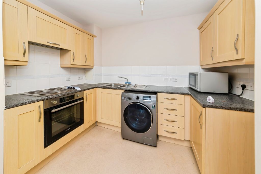 Property photo 3 of 15