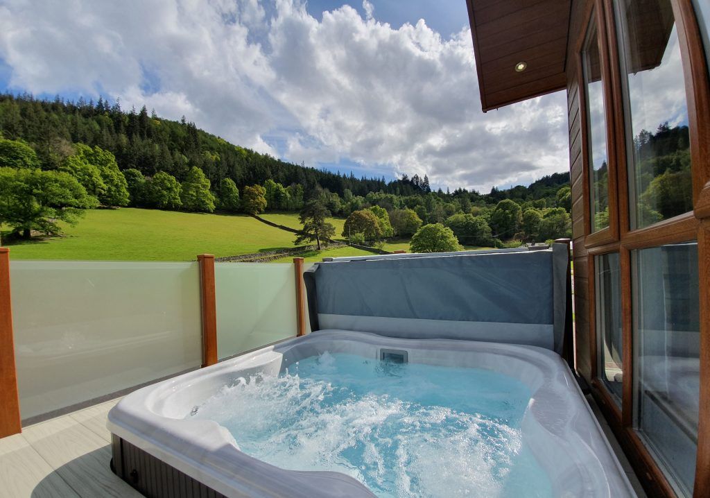 Property photo 3 of 4 Private Hot Tub With Scenic Views Towards Gwydir Forest