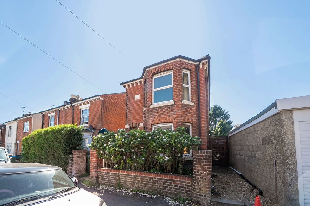 Property photo 1 of 13