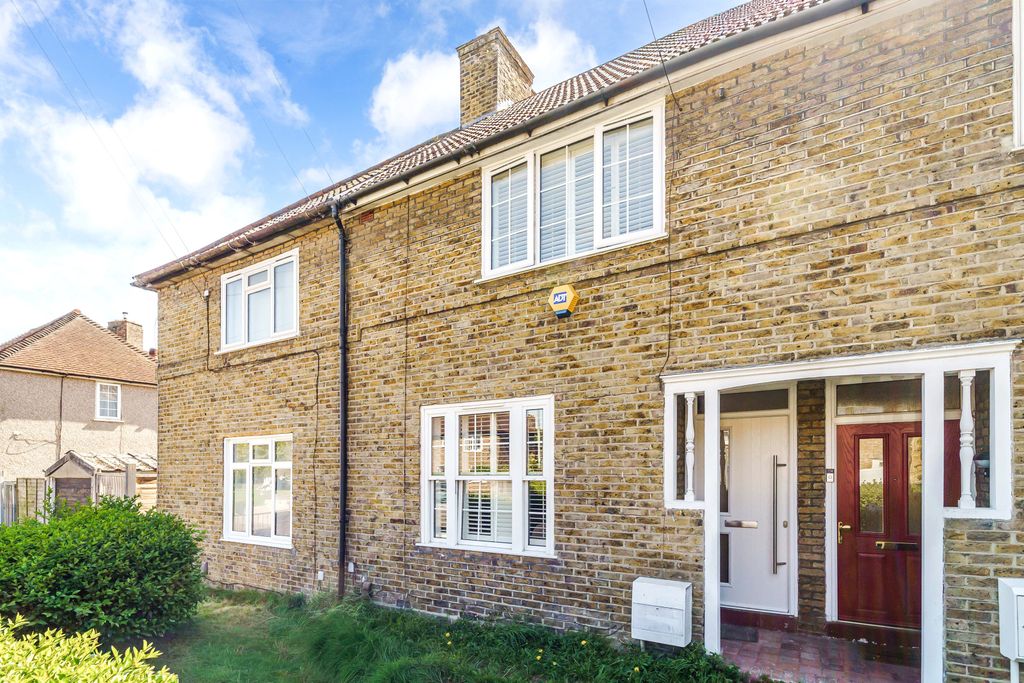Property photo 1 of 18 Picture No. 01