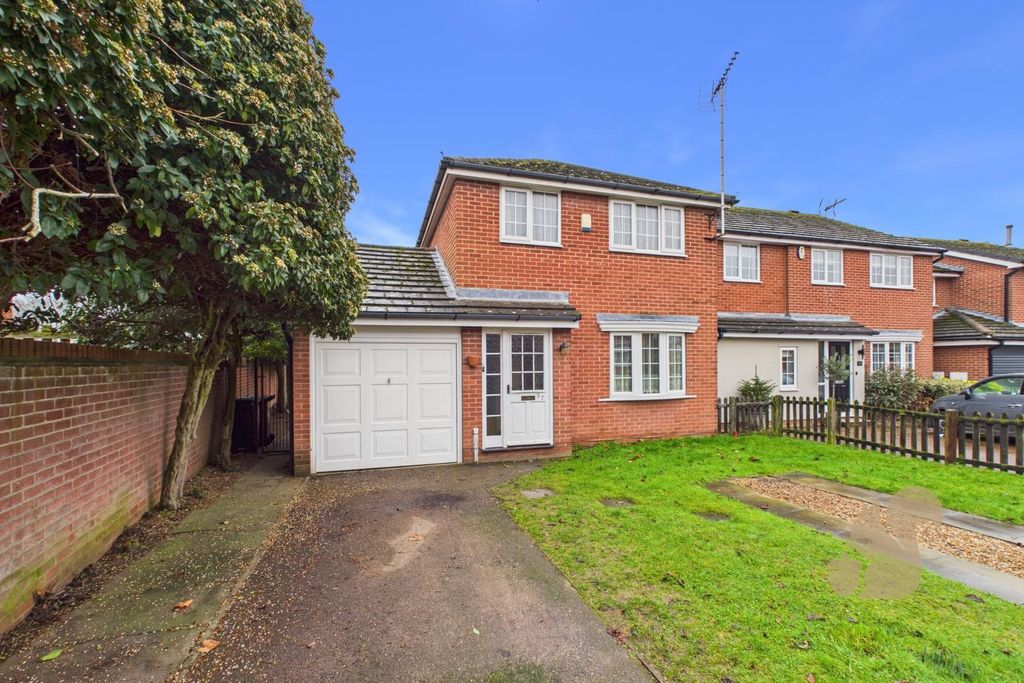 Property photo 1 of 18 Cam01659G0-Pr0703-Still027.Jpg