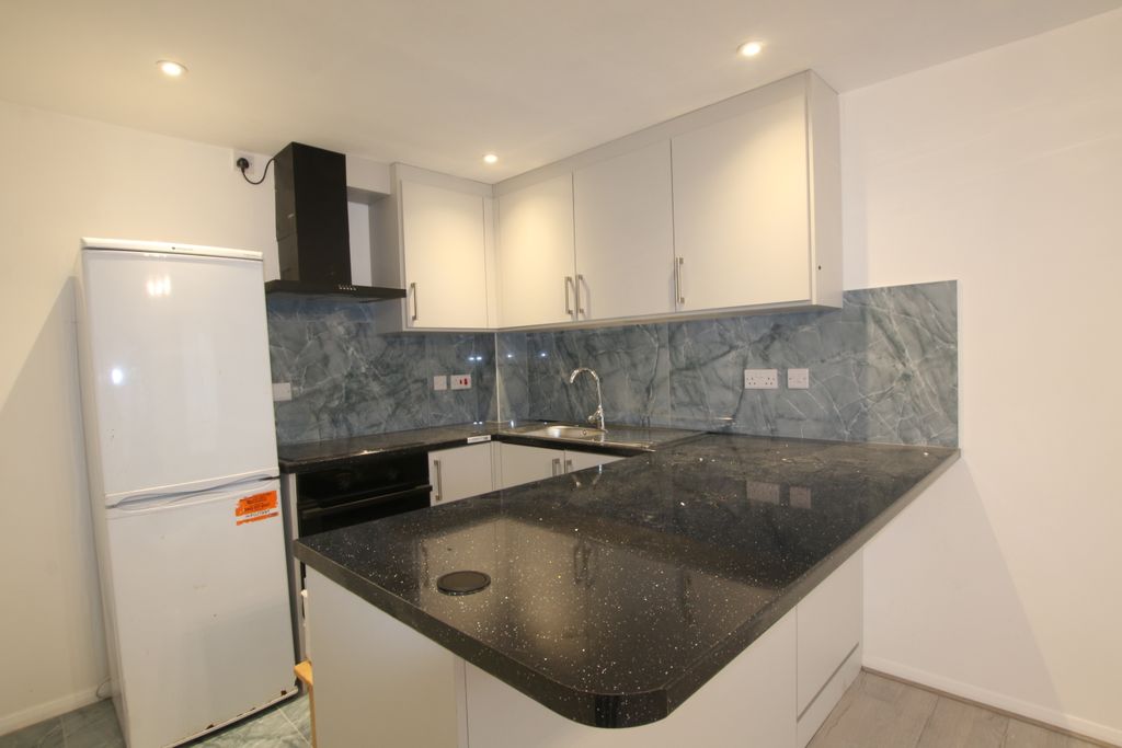 Property photo 2 of 5 Img_1440