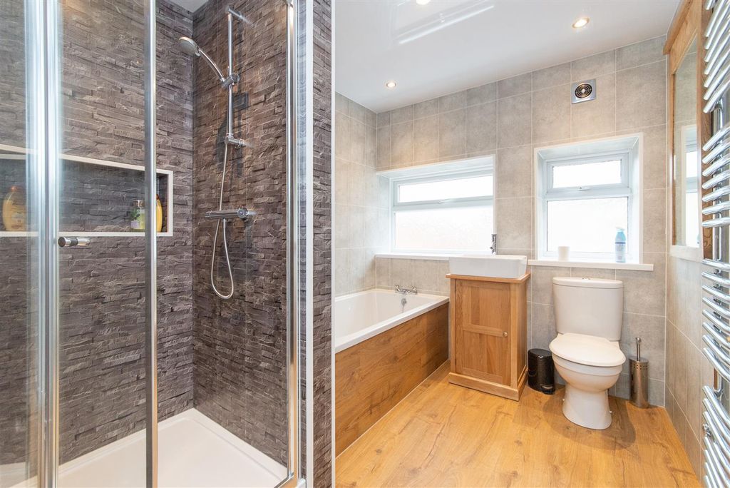 Additional image 14 of 6 bed flat for saleBayswater Road, Jesmond, Newcastle Upon Tyne NE2