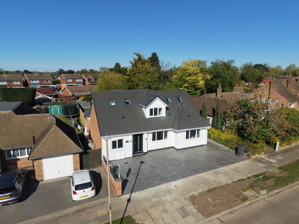 Property photo 2 of 30 Front Aerial
