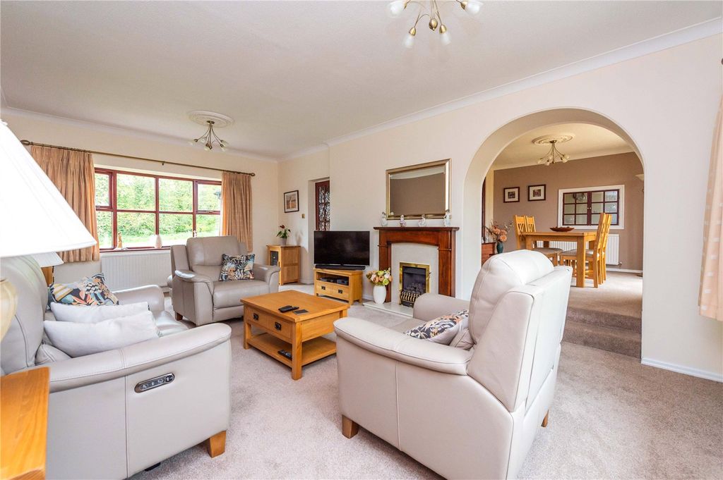 Property photo 3 of 46 Picture No. 29