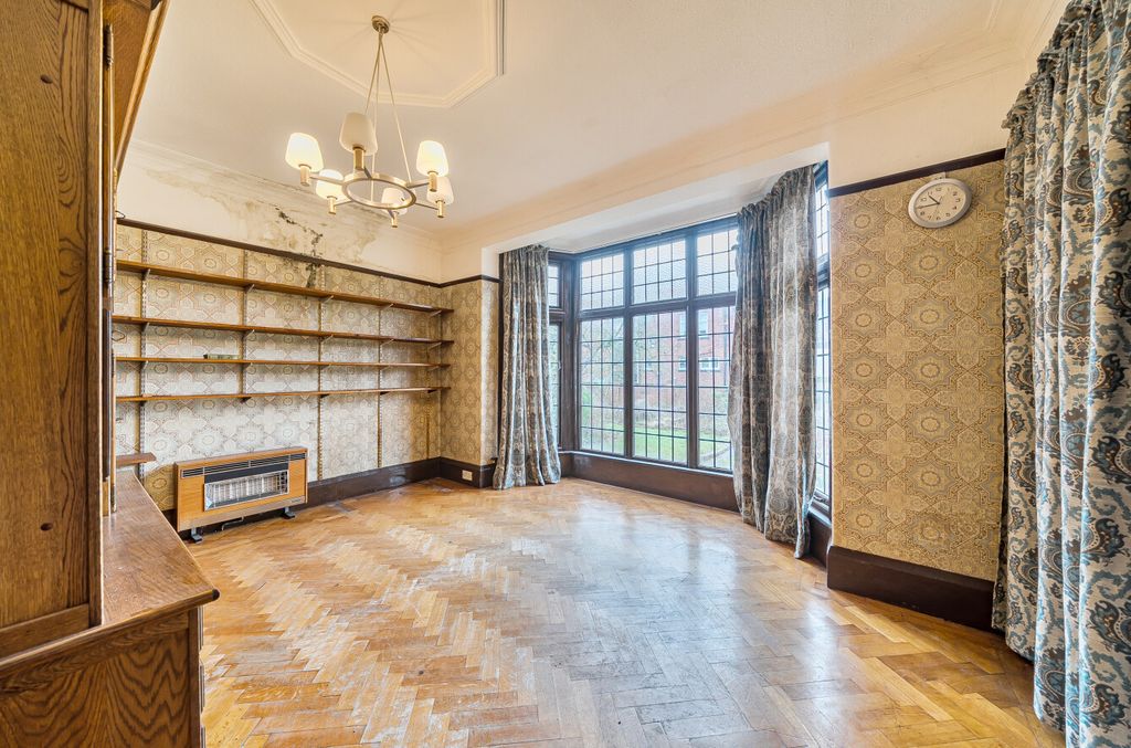 Property photo 2 of 20 1406400-9-697B64A...