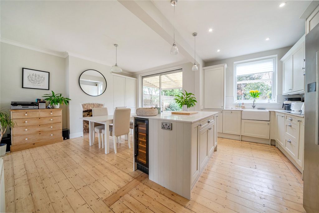 Property photo 1 of 20 Picture No. 15