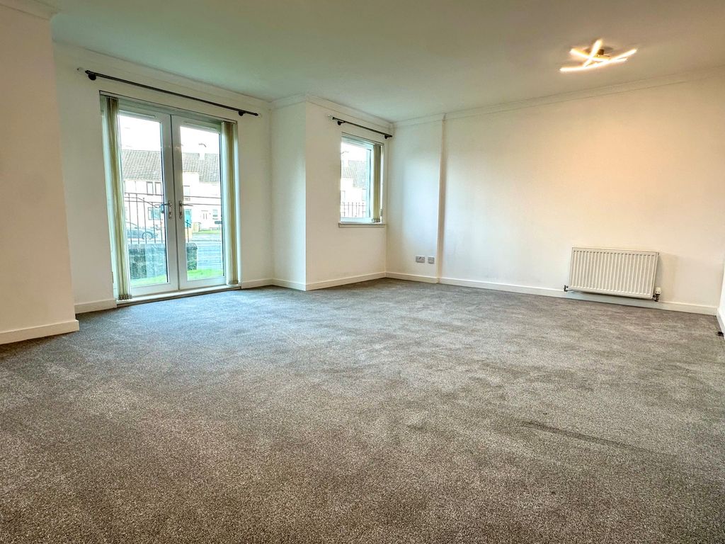 Property photo 3 of 10 Lounge