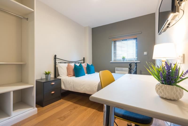 Property photo 3 of 12 Photo 2